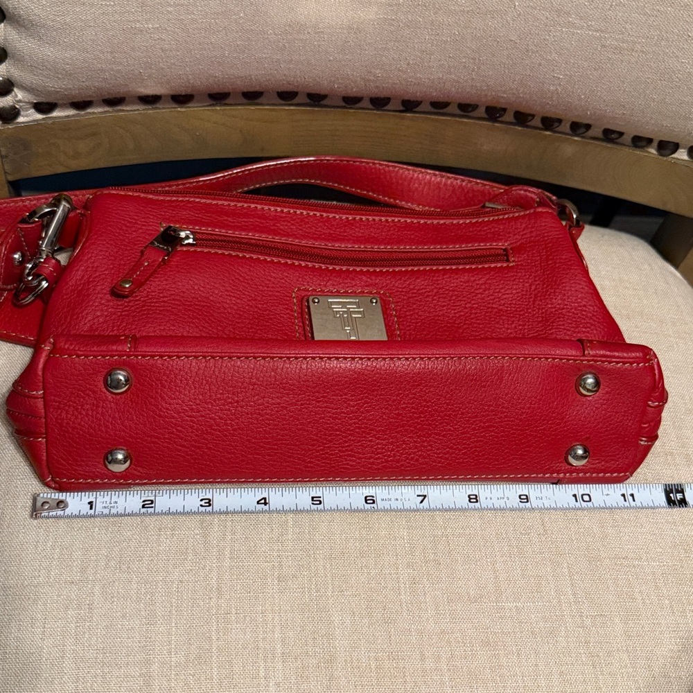 Tignanello Red Pebbled Leather Shoulder Bag - Picture 15 of 15